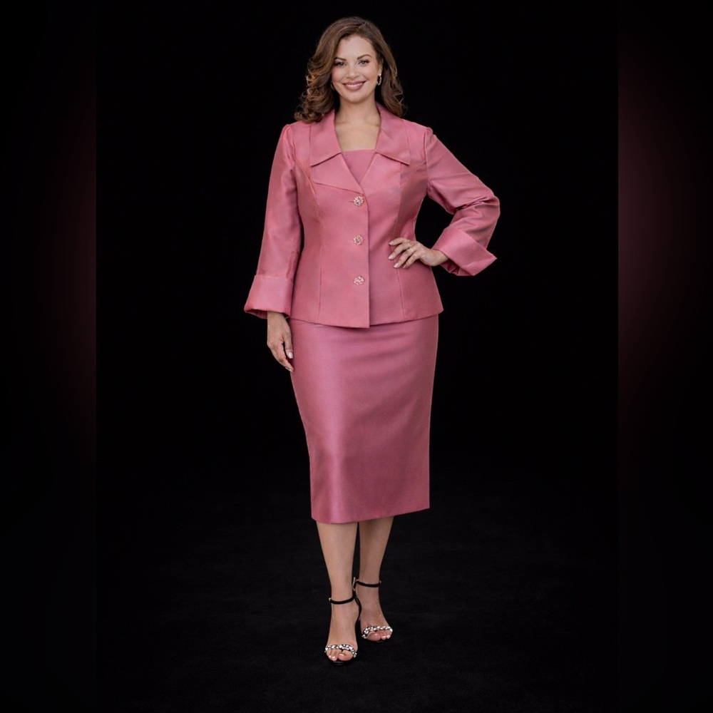 Chic Pink Women's Skirt Set